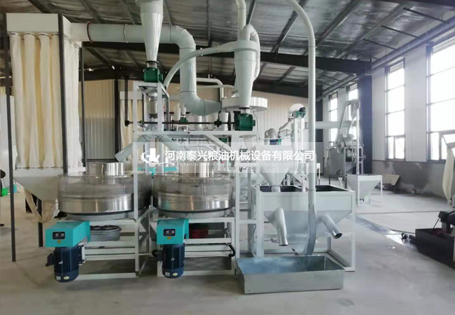 河南衡水2組石磨面粉機(jī)安裝案例